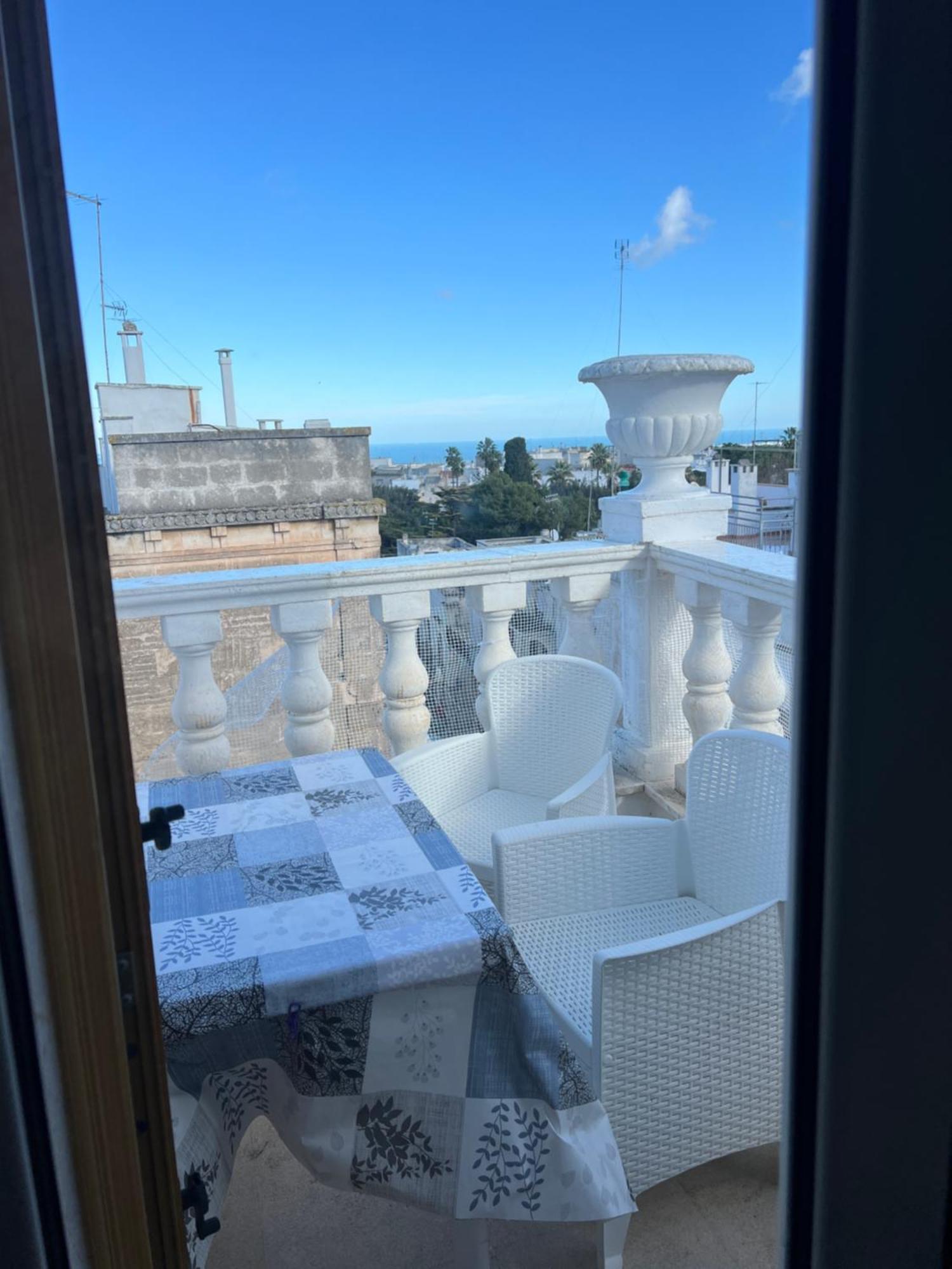 Palazzo Giannotte & * Ostuni